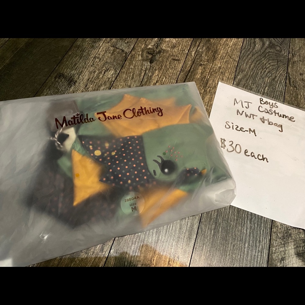 MJ Halloween costume